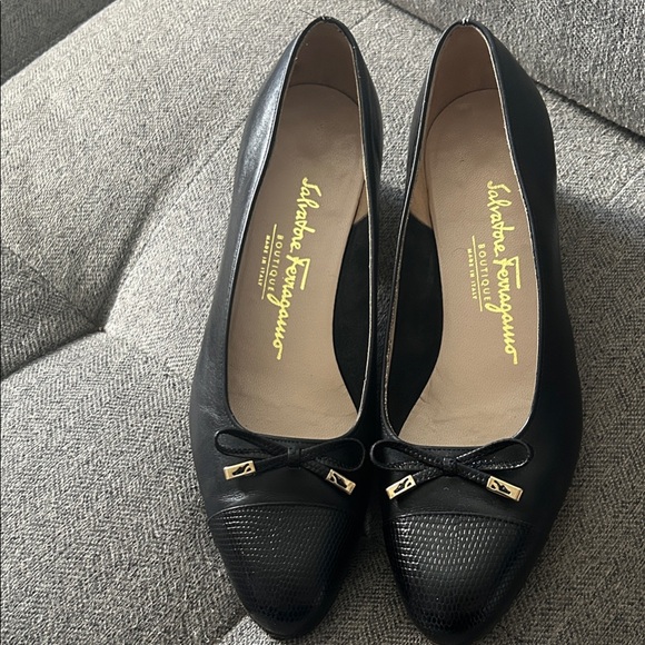 Salvatore Ferragamo Shoes - Salvatore Ferragamo Black Textured Cap Toe Flats